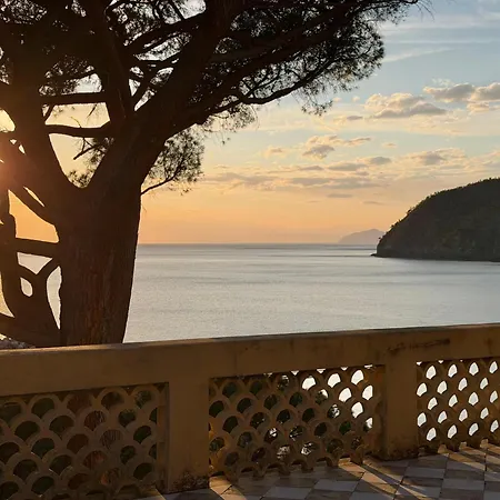 Villa Mare Blu *